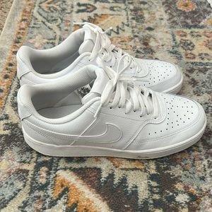 Nike Court Vision Low Women size 11